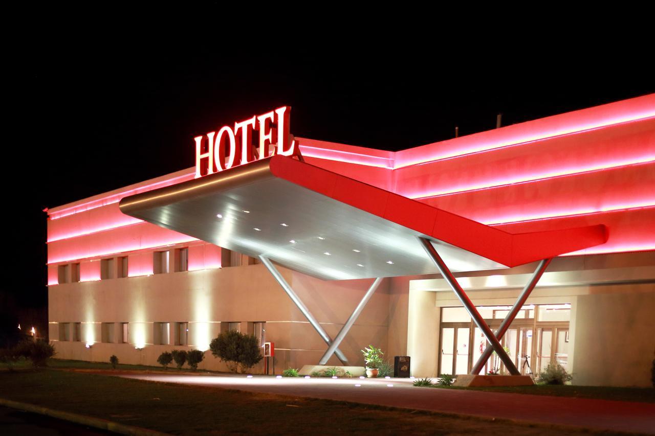 Hotel Y Casino Del Rio - General Roca Exterior photo